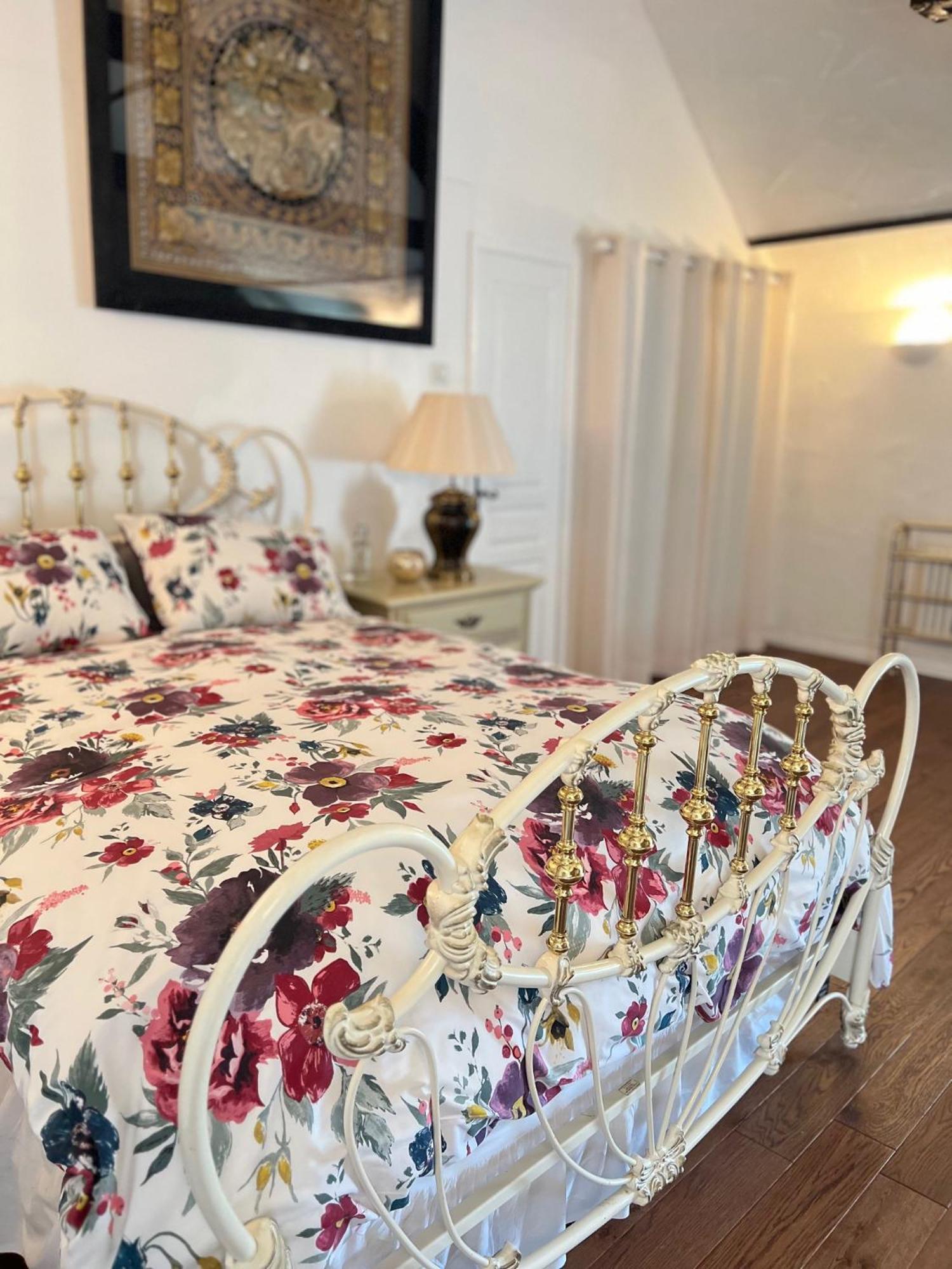 Chez Thomas 7 Route Du Monde Ancien Bed & Breakfast Saint-Georges-D'Aunay Dış mekan fotoğraf